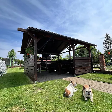 Konukevi Bajkowe Zacisze - Basen, Ping-pong, Bilard 3*