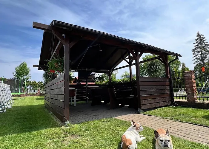 Maison d'hôtes Bajkowe Zacisze - Basen, Ping-pong, Bilard 3*