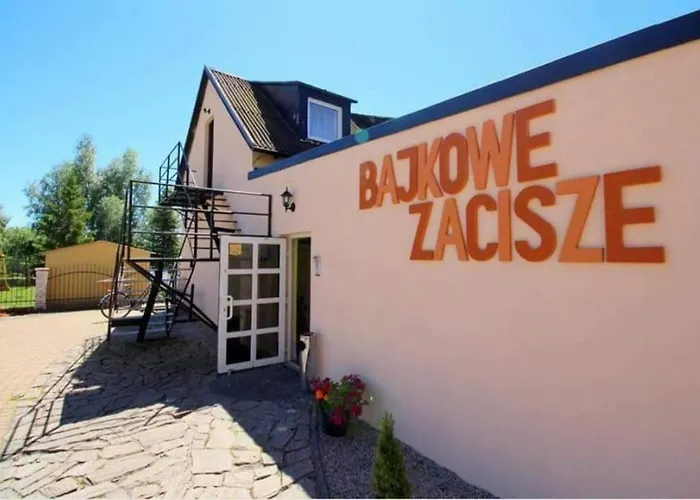 Bajkowe Zacisze - Basen, Ping-pong, Bilard Maison d'hôtes 3*