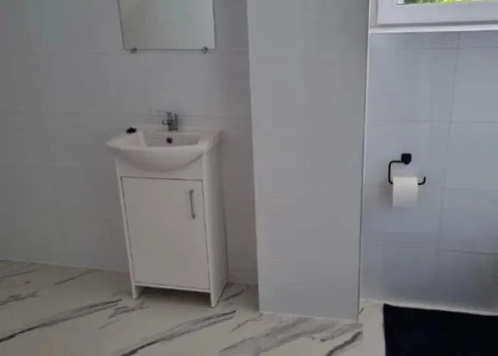 Maison d'hôtes Bajkowe Zacisze - Basen, Ping-pong, Bilard 3*